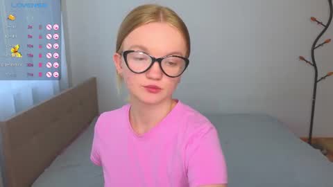 katebunnys online show from 21, 7, 2026