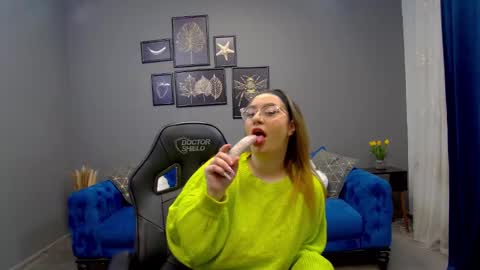 Kate online show from 3, 2, 2025