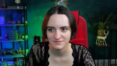 katewillows online show from 1, 2, 2026