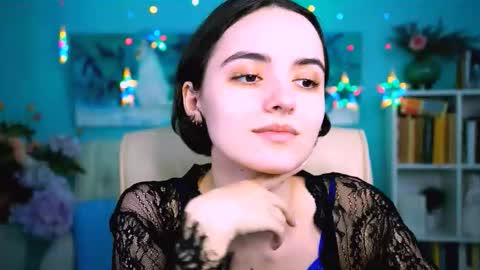 katewillows online show from 22, 2, 2026