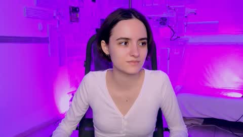 katewillows online show from 1, 3, 2026