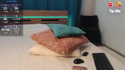 KateyRiva online show from 19, 2, 2025