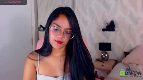 Snapshot of katha_18 chatting on 4, 11, 2025 katy online show from 4, 11, 2025