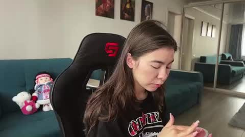Elle online show from 25, 6, 2026