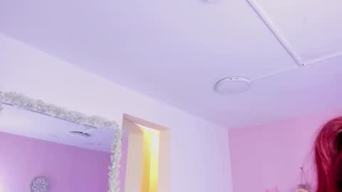 Kathia  online show from 28, 2, 2025