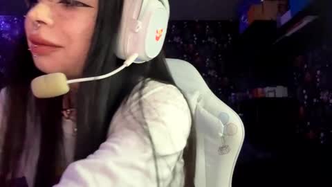 Luna online show from 7, 3, 2026