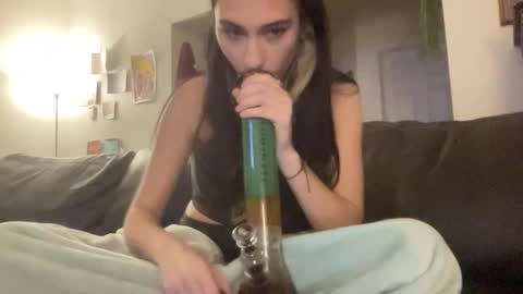 Snapshot of kathiscute chatting on 11, 10, 2025 Kathryn online show from 11, 10, 2025