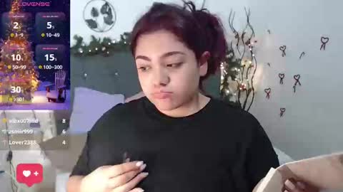 kathygonzalez_ online show from 10, 12, 2024