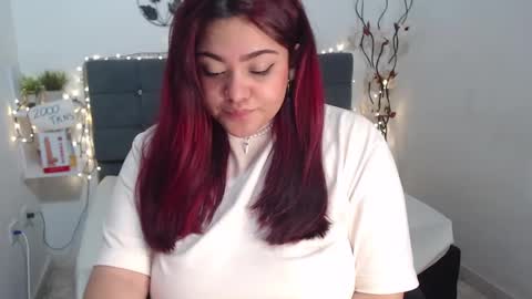 kathygonzalez_ online show from 1, 2, 2025