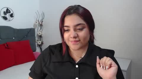 kathygonzalez_ online show from 7, 3, 2025