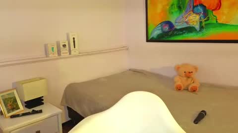 Khaterine online show from 13, 4, 2026