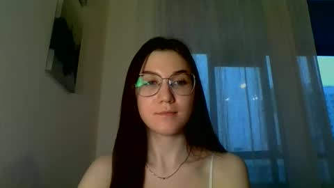 katie_foxi online show from 5, 3, 2025