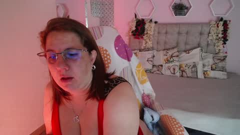 Snapshot of katiee_jones_ chatting on 16, 1, 2025 Katherine online show from 16, 1, 2025