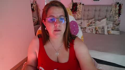 Snapshot of katiee_jones_ chatting on 16, 1, 2025 Katherine online show from 16, 1, 2025