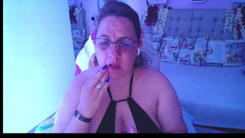 Snapshot of katiee_jones_ chatting on 24, 1, 2025 Katherine online show from 24, 1, 2025