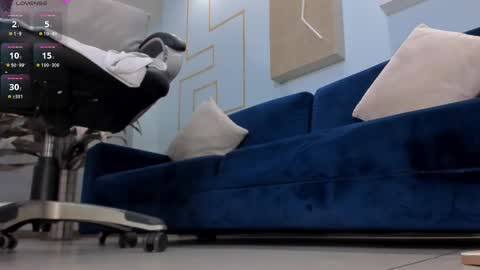 Kate Stonne online show from 27, 2, 2025