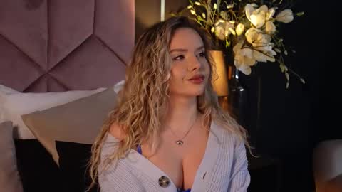 KatJolie online show from 12, 2, 2025