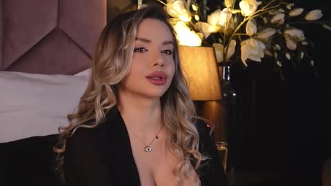 KatJolie online show from 19, 2, 2025