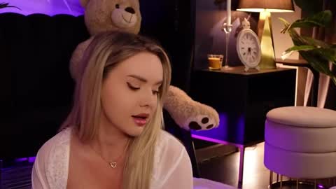 KatJolie online show from 27, 5, 2026