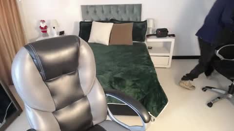 Katnia and Marcuz online show from 11, 12, 2024