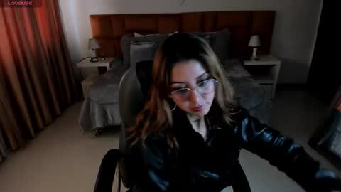 Katnia and Marcuz online show from 7, 11, 2025