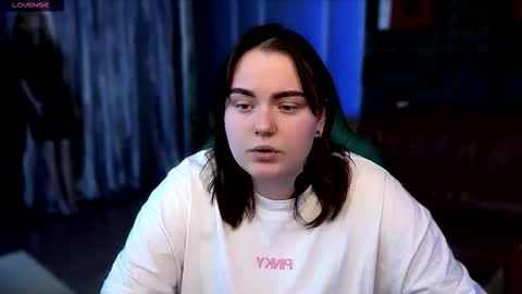 Snapshot of katrinclub chatting on 19, 9, 2025 Katrin online show from 19, 9, 2025