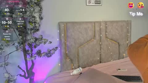 Katerine online show from 4, 11, 2025