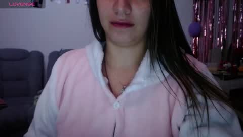 Snapshot of kattie_love chatting on 12, 2, 2025 kattie online show from 12, 2, 2025