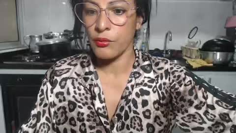 Snapshot of kattleyagray chatting on 16, 6, 2026 KattleyaGrey online show from 16, 6, 2026