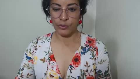Snapshot of kattleyagray chatting on 10, 7, 2026 KattleyaGrey online show from 10, 7, 2026