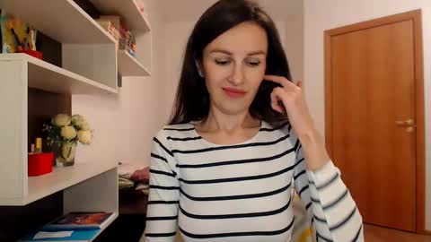 Snapshot of kattysapphire chatting on 31, 10, 2025 KattySapphire online show from 31, 10, 2025