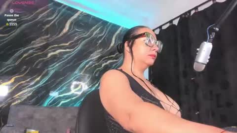 I m Katty  online show from 9, 7, 2026