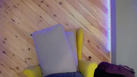 Snapshot of katylinee chatting on 25, 3, 2026 Katyline online show from 25, 3, 2026