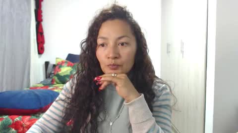  Khawit  online show from 18, 12, 2025