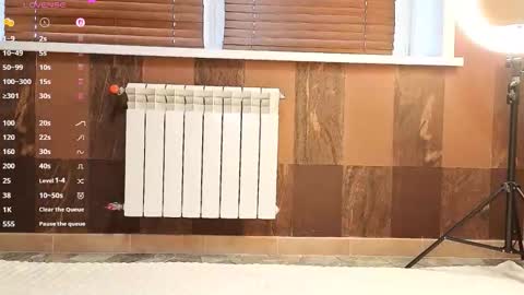 kaycee__ online show from 25, 10, 2025