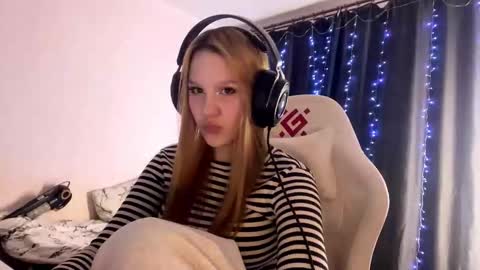 Amia online show from 18, 3, 2026