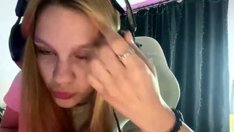 Amia online show from 6, 4, 2026