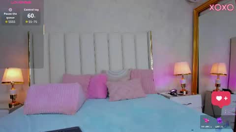 Snapshot of kayladavies_ chatting on 25, 6, 2026 kayladavies_ online show from 25, 6, 2026