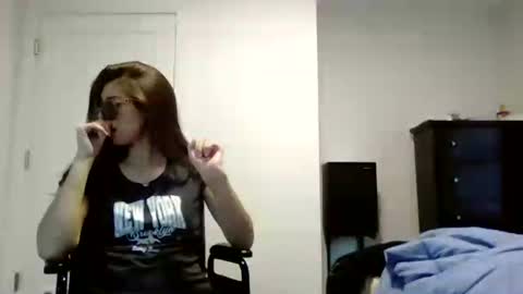 kaylaelizabeth97 online show from 5, 7, 2026