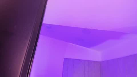 Kayla online show from 2, 3, 2025