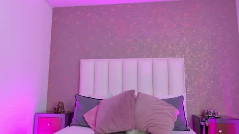 Snapshot of kayliebrooks chatting on 14, 5, 2026 kayliebrooks online show from 14, 5, 2026