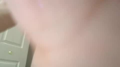 kayluvs88 online show from 5, 11, 2025