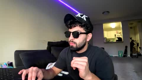 Snapshot of kaythepetiteblonde chatting on 11, 10, 2025 kaythepetiteblonde online show from 11, 10, 2025