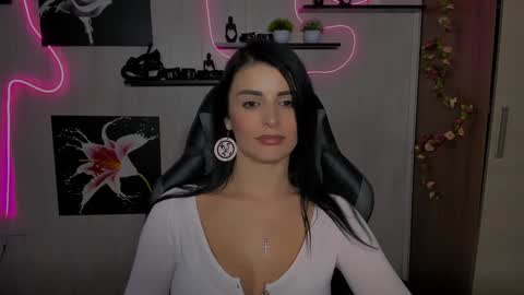 kayworl online show from 8, 12, 2024