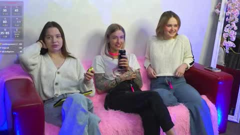 Snapshot of kebesheska chatting on 24, 2, 2025 Seb Polly Roxy Jonny online show from 24, 2, 2025