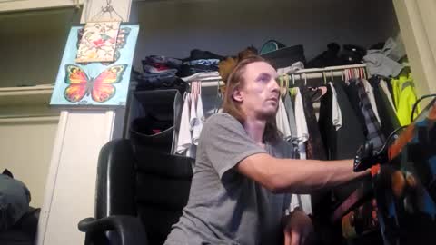 Snapshot of keepingmiyouth chatting on 24, 10, 2025 Dexter online show from 24, 10, 2025