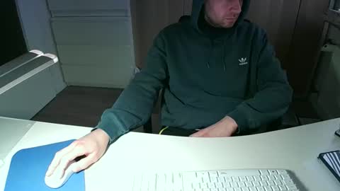 Snapshot of keevo89 chatting on 12, 1, 2026 MargieKeith online show from 12, 1, 2026