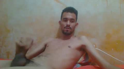 Snapshot of keiler7 chatting on 3, 5, 2026 keiler7 online show from 3, 5, 2026