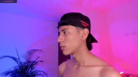 Alejandro Gonzalez online show from 2, 10, 2025