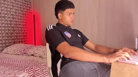 Snapshot of keinner_bigdick chatting on 12, 3, 2026 KEINNER online show from 12, 3, 2026